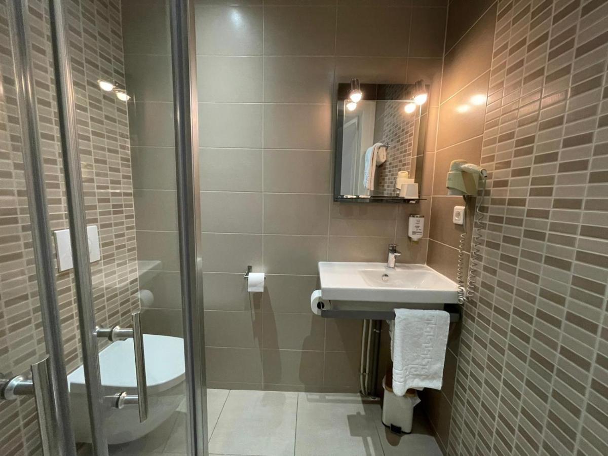 Royal Hotel أنجير المظهر الخارجي الصورة